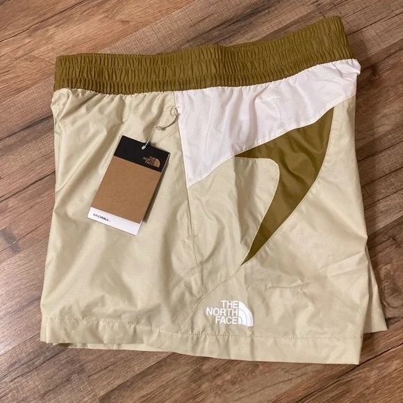 The North Face | NWT Women’s WindWall TNF X Shorts - Picture 6 of 13
